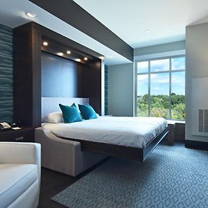 1 MURPHY BED